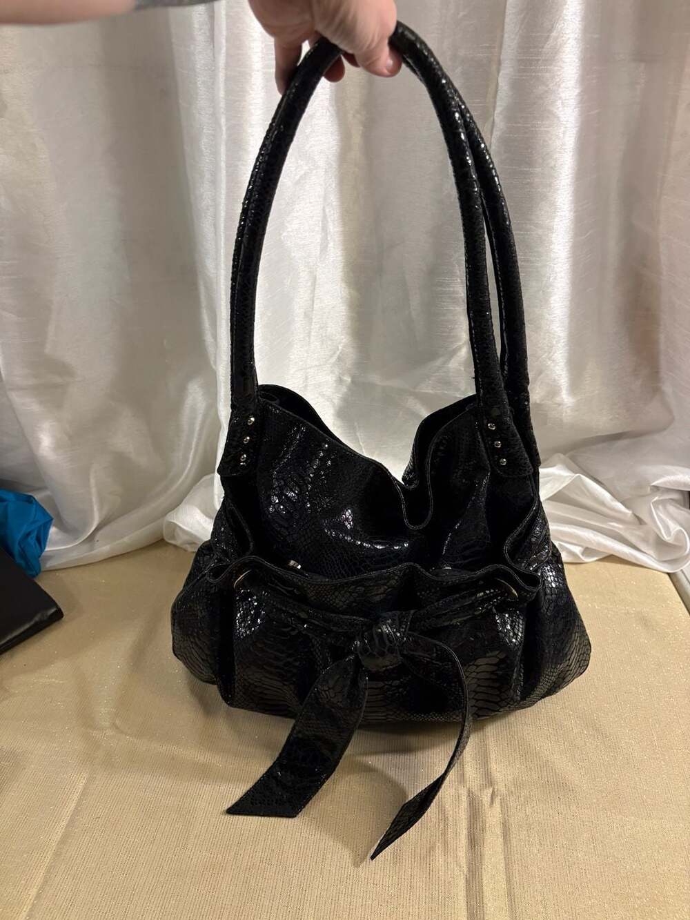 Perlina Black Snakeskin Embossed Leather Handbag